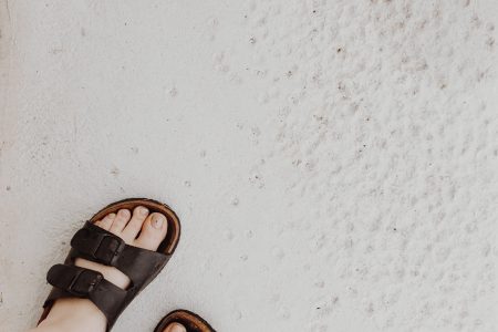What Are the Features of the Most Comfortable Sandals